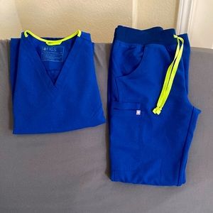 Wear figs Scrubs Electric Blue Kade Pants Auburn Top